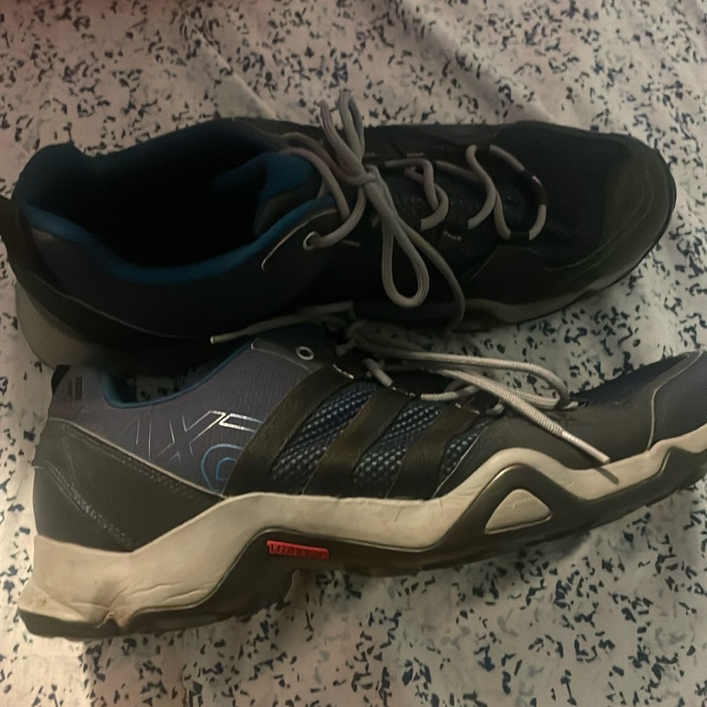 Men’s Adidas Sneakers